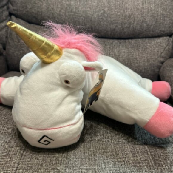 Toy Factory 13" Fluffy Unicorn Despicable Me Pillow Pet - Picture 1 of 4